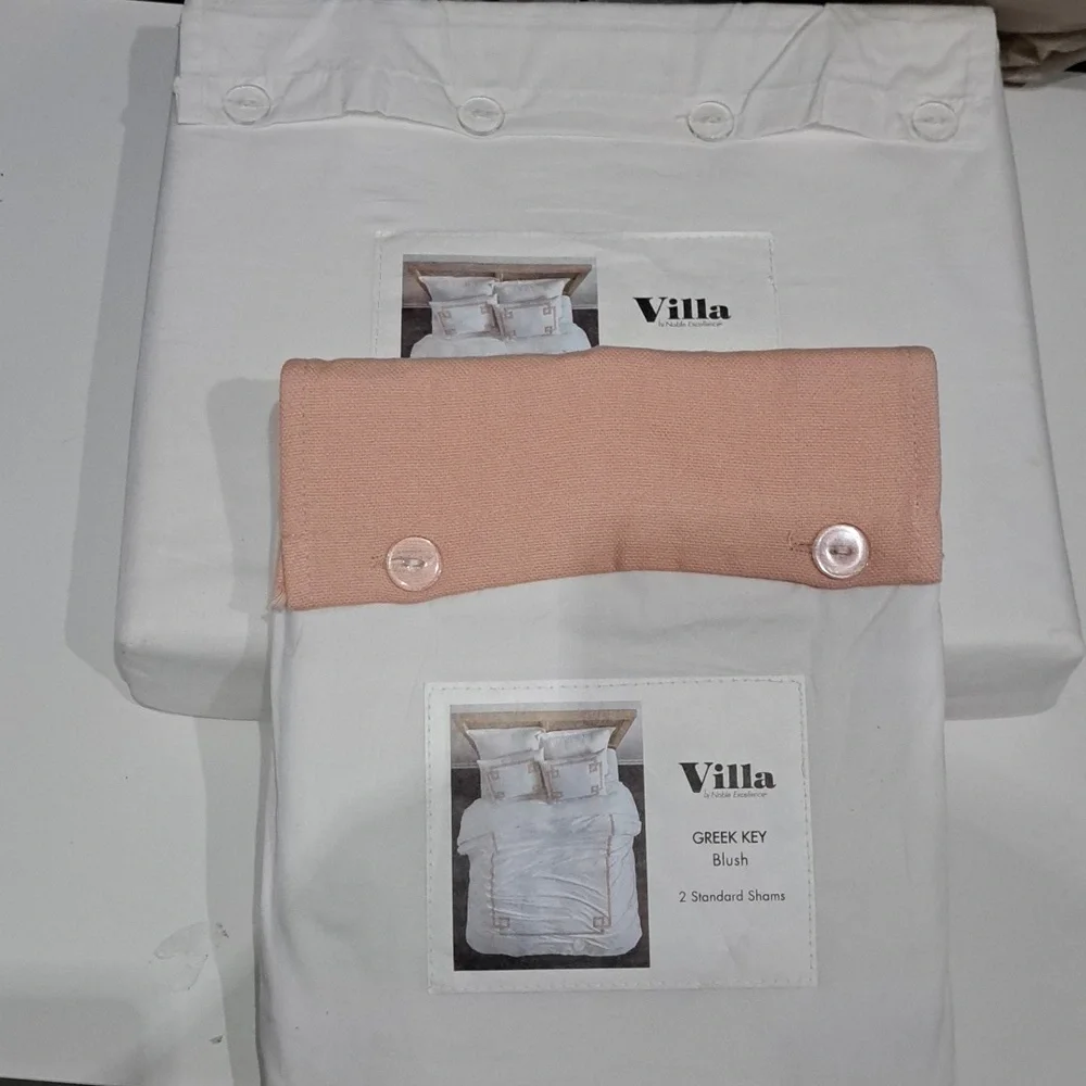 Villa by Noble Excellence Greek Key Blush Queen Duvet Cover
